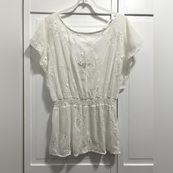 Express Women’s Cinched Waist Eyelet Top (XS) - Picture 3 of 13